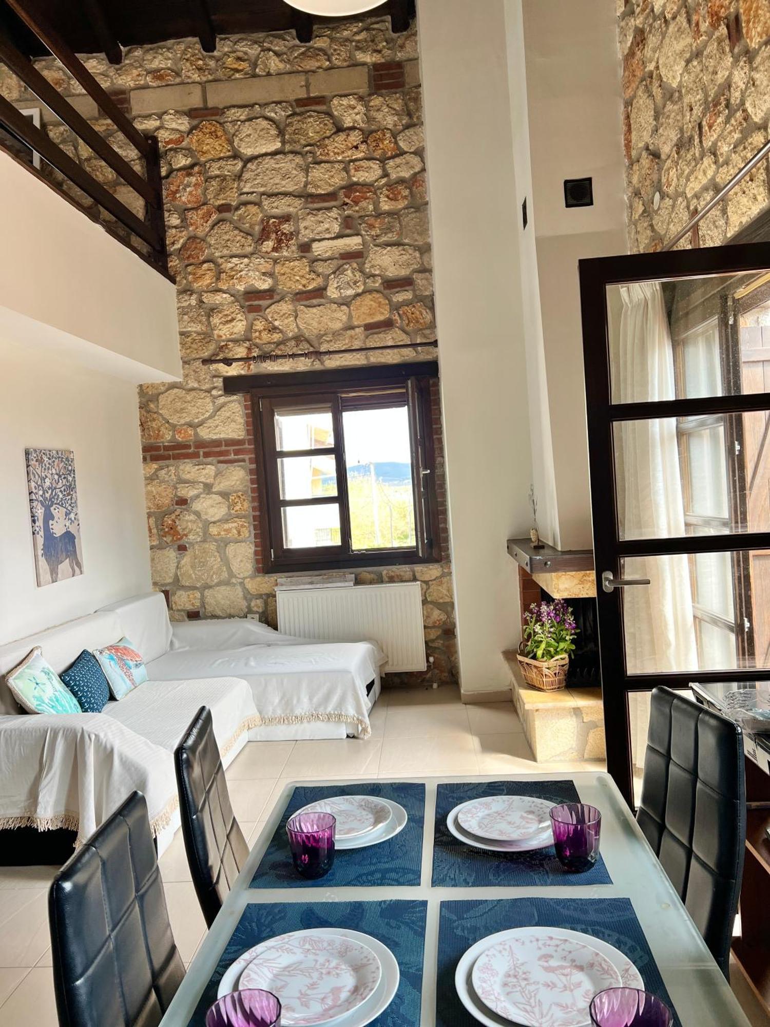 Boutique Stone House Guest House Psakoúdia Eksteriør bilde